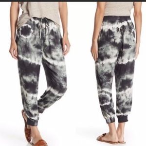 🍋🌴SALE🍋🌴 fabulous Broke tie dye jogger pant